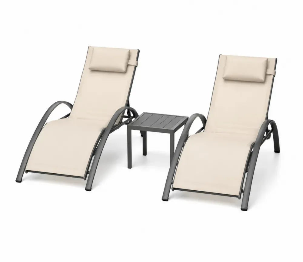 2er Set Sonnenliegen mit Beistelltisch aus Stahlrohr und Polyestergewebe Beige Dunkelgrau Schwarz Liege 165 x 62 x 88 cm Tisch 40 x 40 x 40 cm