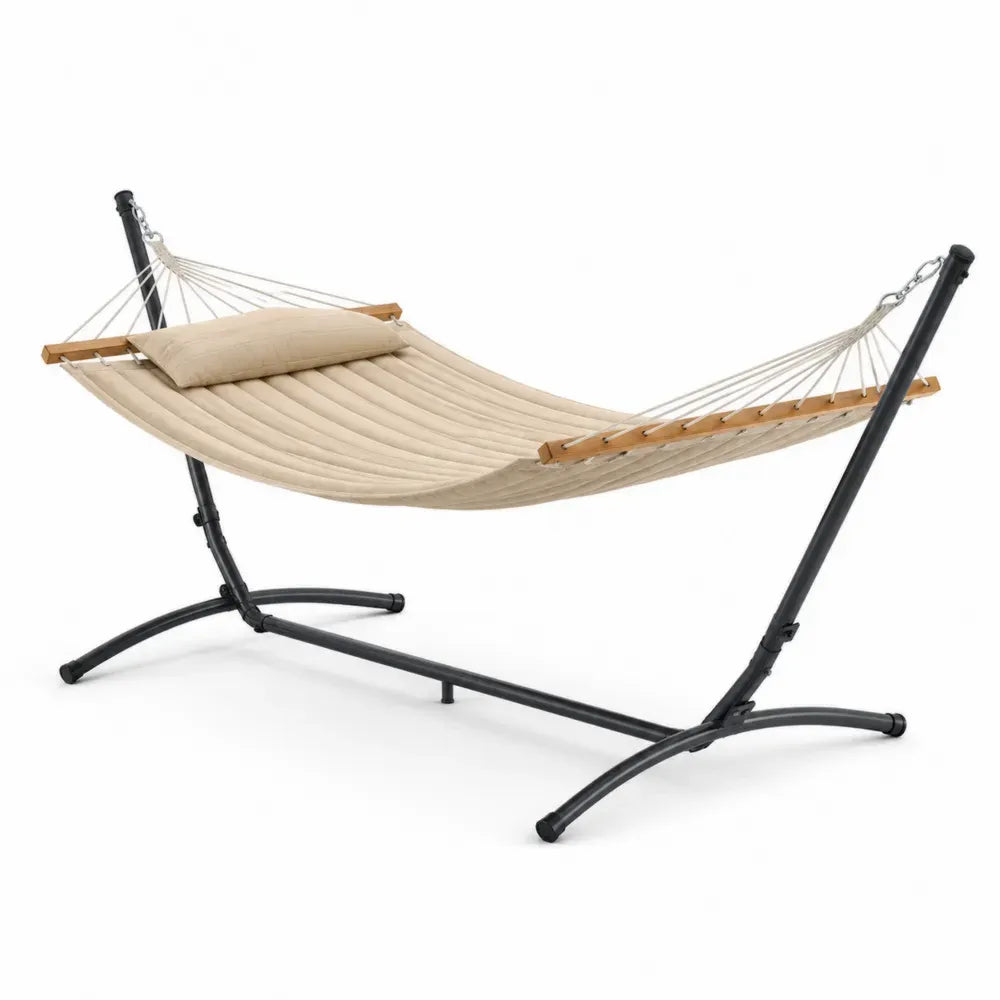 Hängematte mit Gestell 300 x 110 x 115 cm aus Baumwoll Polyester Mischgewebe pulverbeschichtetem Stahl und Buchenholz Beige Schwarz Naturfarben Silberfarben